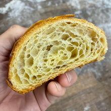 Load image into Gallery viewer, Croissant