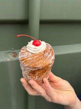 Load image into Gallery viewer, Christmas Cruffin - Snowball!
